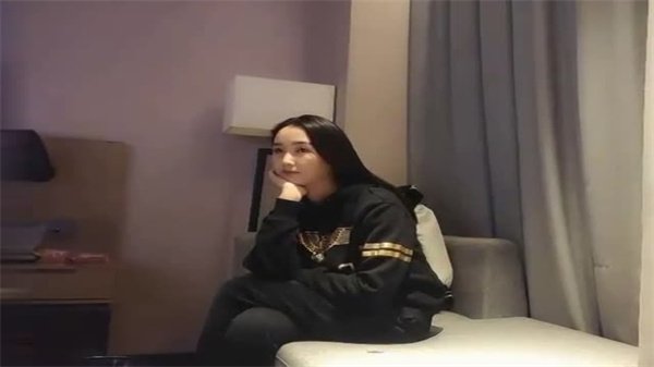 步宾探花御姐诱惑：明星脸蛋，魔鬼身材，超模级激情体验