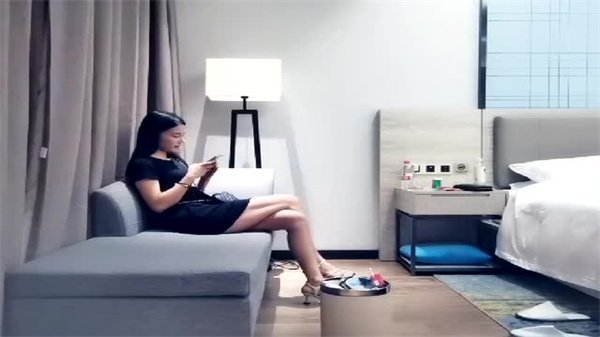 9总全国探花第三部第2集：极品外围女酒店偷拍，高清无码激情流出！